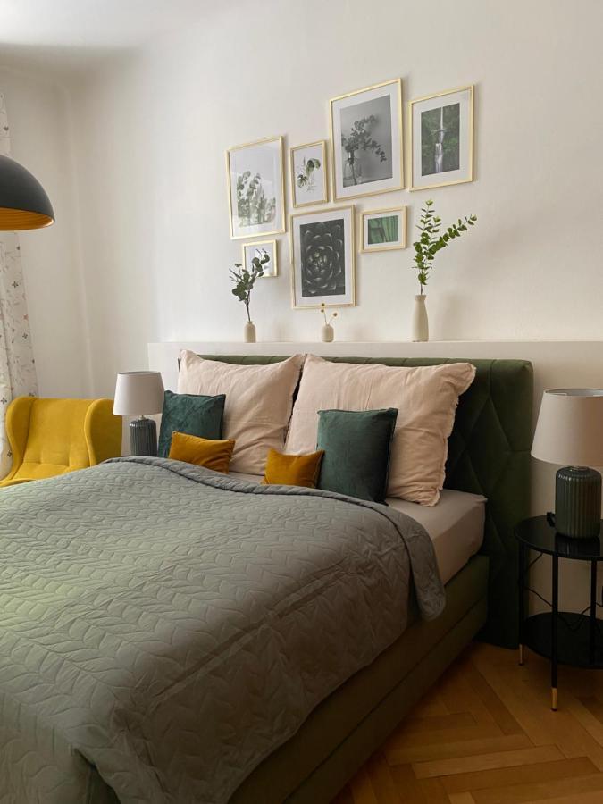 Big Vintage Style Flat Near Schonbrunn Διαμέρισμα Βιέννη Εξωτερικό φωτογραφία