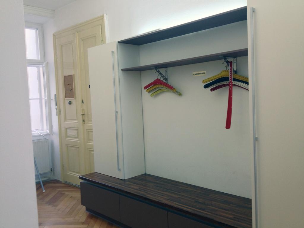 Big Vintage Style Flat Near Schonbrunn Διαμέρισμα Βιέννη Εξωτερικό φωτογραφία