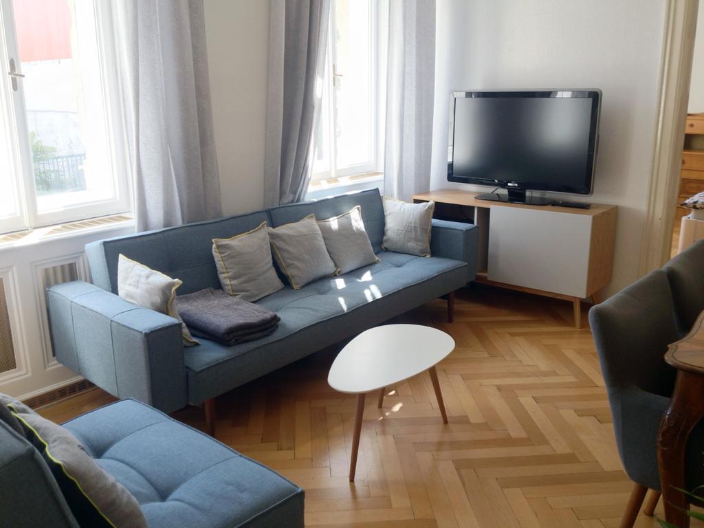 Big Vintage Style Flat Near Schonbrunn Διαμέρισμα Βιέννη Εξωτερικό φωτογραφία