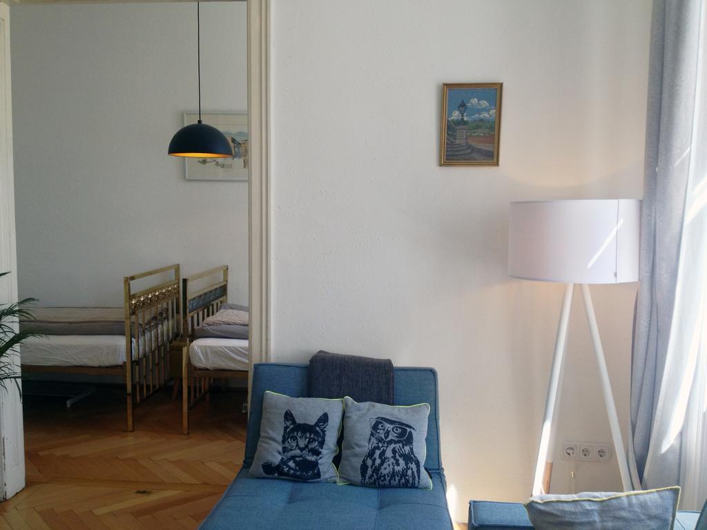 Big Vintage Style Flat Near Schonbrunn Διαμέρισμα Βιέννη Εξωτερικό φωτογραφία